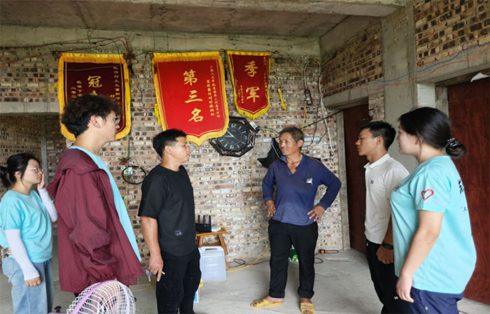 PW(xu)Ժ`FMB(yng)С壺ഺP(gun)ќůȺw